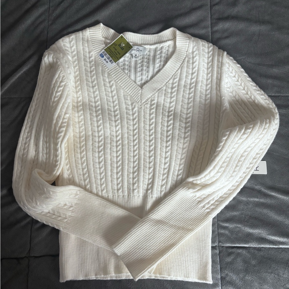 Cream V-Neck Cable Knit Sweater